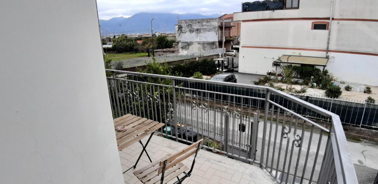 Raro'S Home Bed & Breakfast Pompei Exterior photo